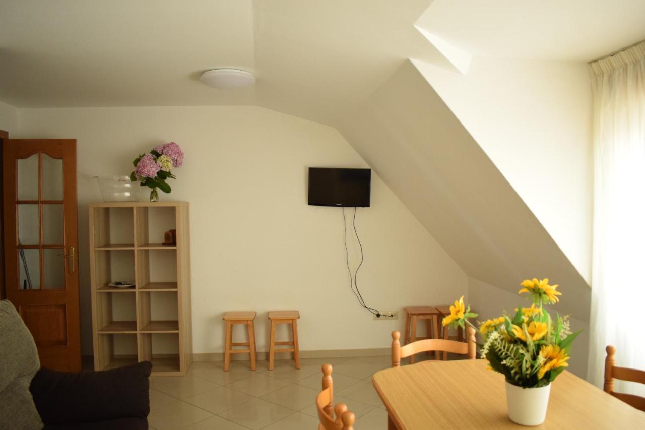 Apartamentos Эль-Грове Экстерьер фото